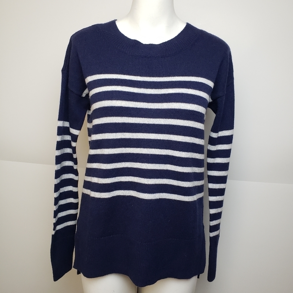 Gap navy stripe sweater - Picture 6 of 6